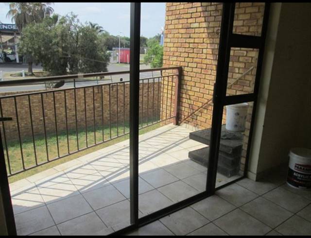 2 BEDROOM APARTMENT FOR SALE IN WITFIELD